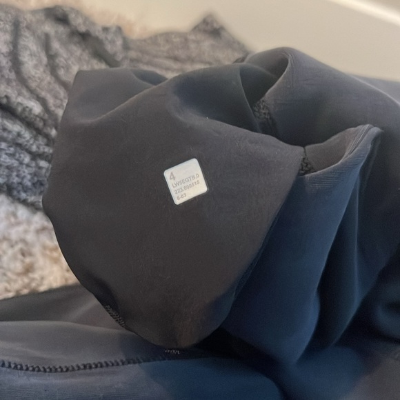 LULULEMON SOFTSTREME HR PANT - Picture 2 of 10